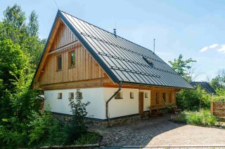 Každý spoj, každá linie, každý příběh. Jak vypadá dokonalost v dřevě? Kanadská full scribe technologie je odpovědí – ruční...